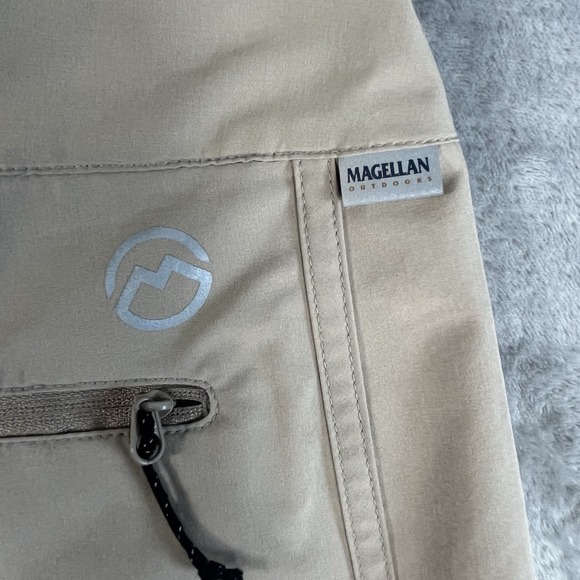 Magellan‎ Beige Outdoor Shorts Women's XL Fish Gear Water Repellent Drawstring - Picture 9 of 14